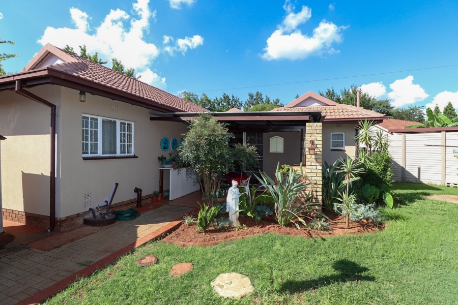 3 Bedroom Property for Sale in Stilfontein Ext 4 North West